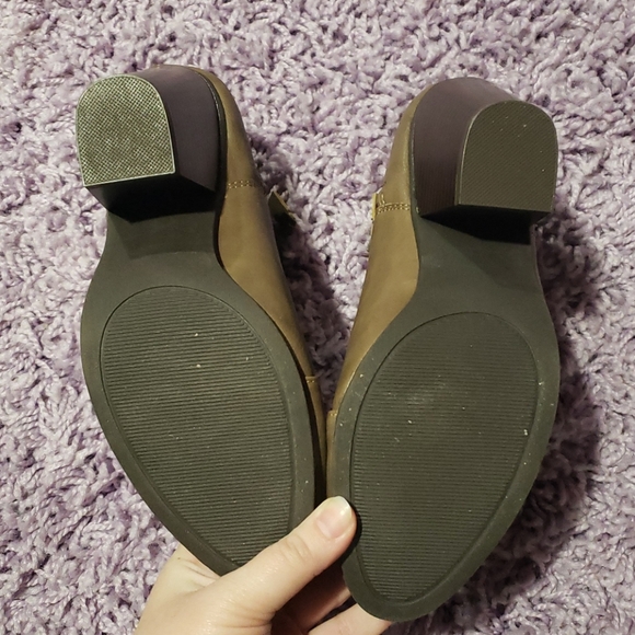 Brown Booties Rampage - Picture 4 of 6